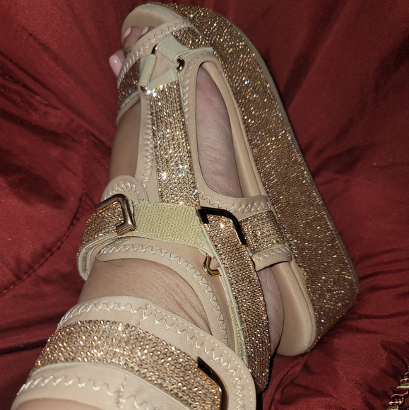 AZALEA WANG MADE FOR WALKIN FLATFORM SANDAL IN NUDE - Picture 12 of 13